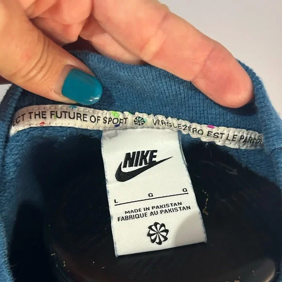 Nike Blue Apparel with White Label Womens - Picture 3 of 4